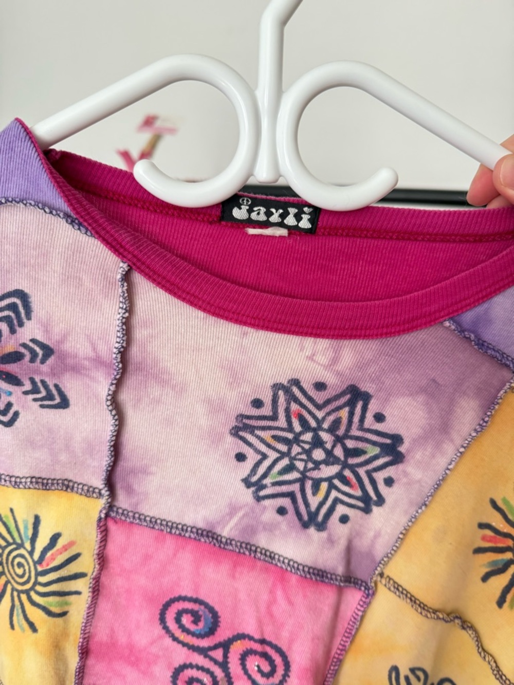 Assymetrical folk art long sleeve tee - Picture 7 of 14
